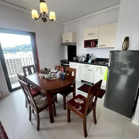 Neuf Apartment Lyon